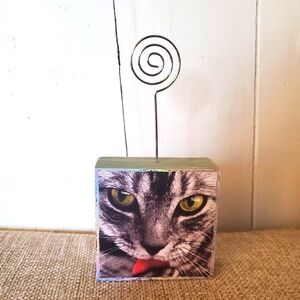 🌻5/25🌻 Cat Photo Holder with Spiral Clip